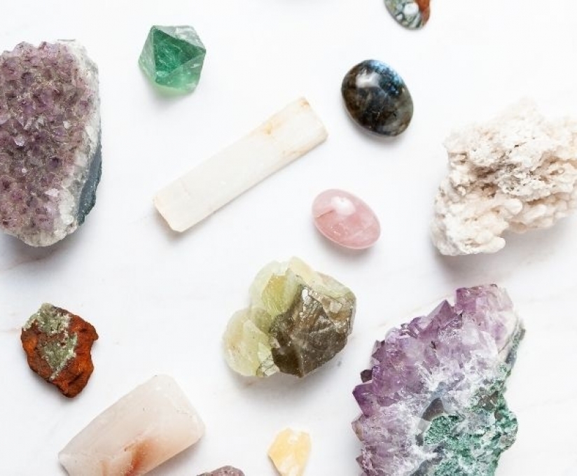 A picture of different Ccrystals